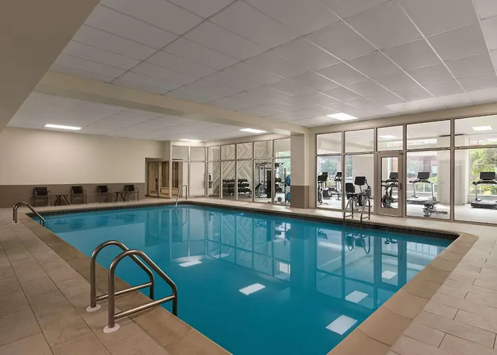 Doubletree By Hilton New York-Laguardia