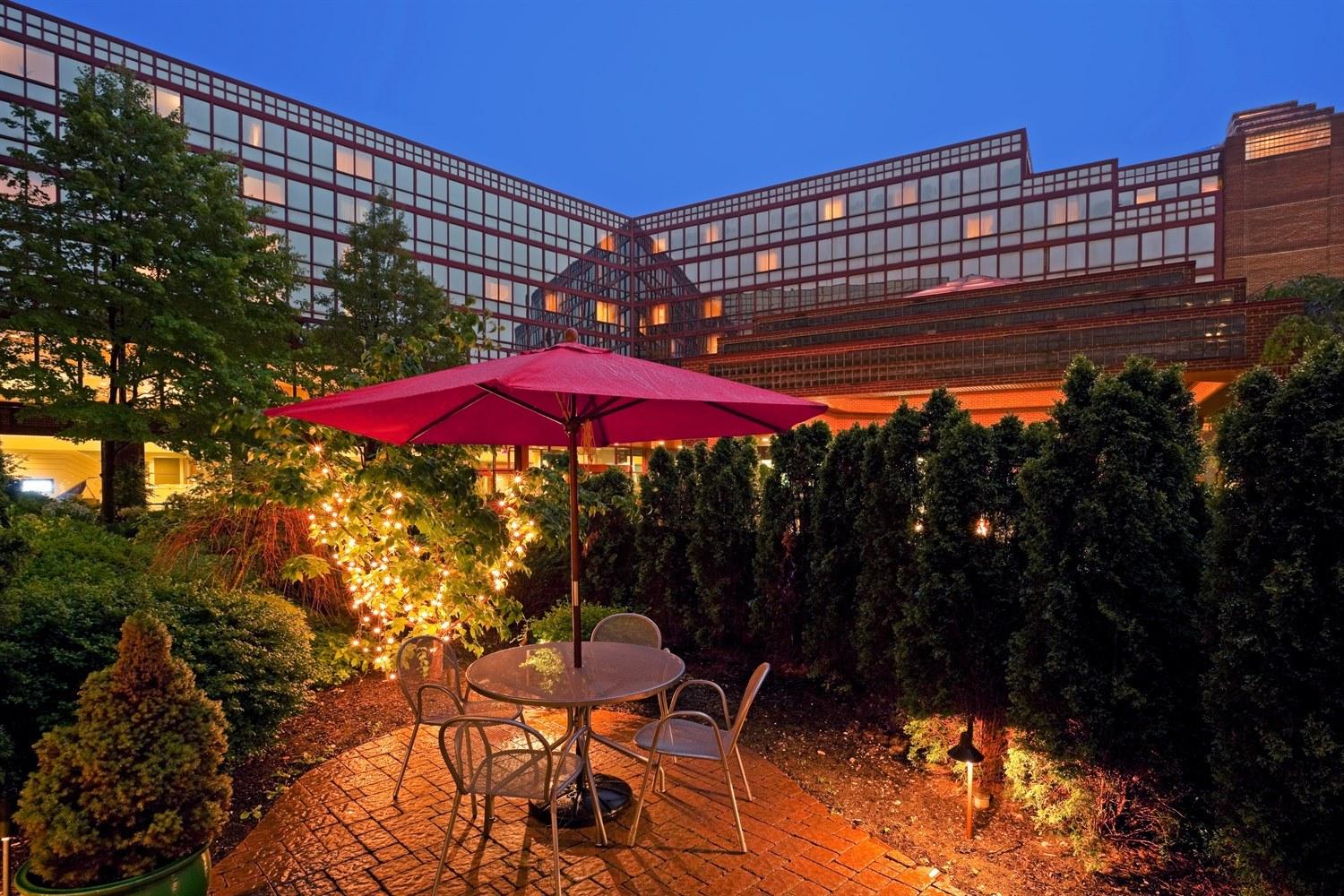 Doubletree By Hilton New York-laguardia Hotel New York