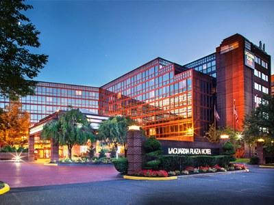 Doubletree By Hilton New York-laguardia