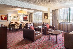 Hotel Doubletree By Hilton New York-laguardia