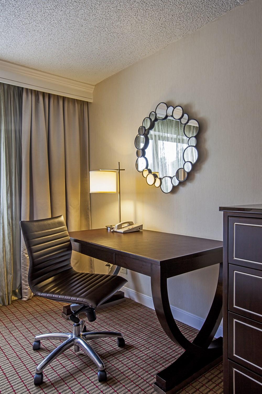 Doubletree By Hilton New York-laguardia 3酒店*
